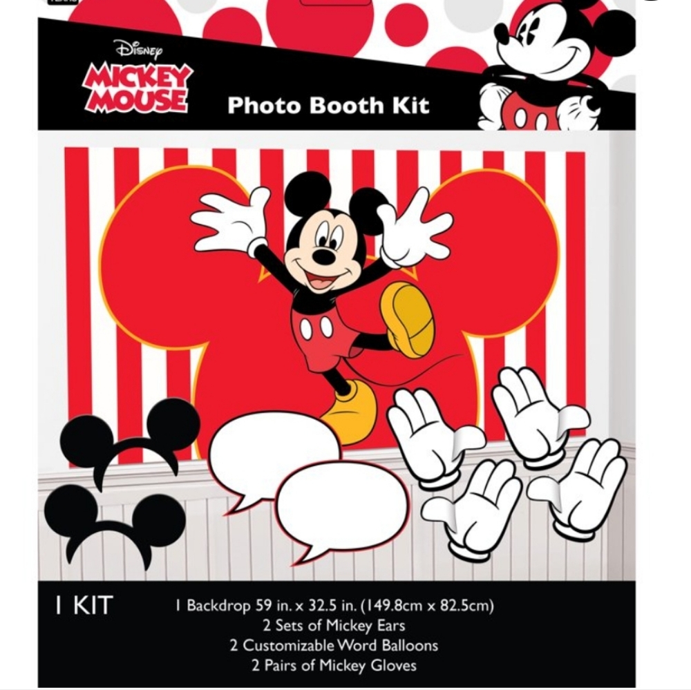 NEW Disney's Mickey Mouse Photo Booth Kit, 9 Pieces